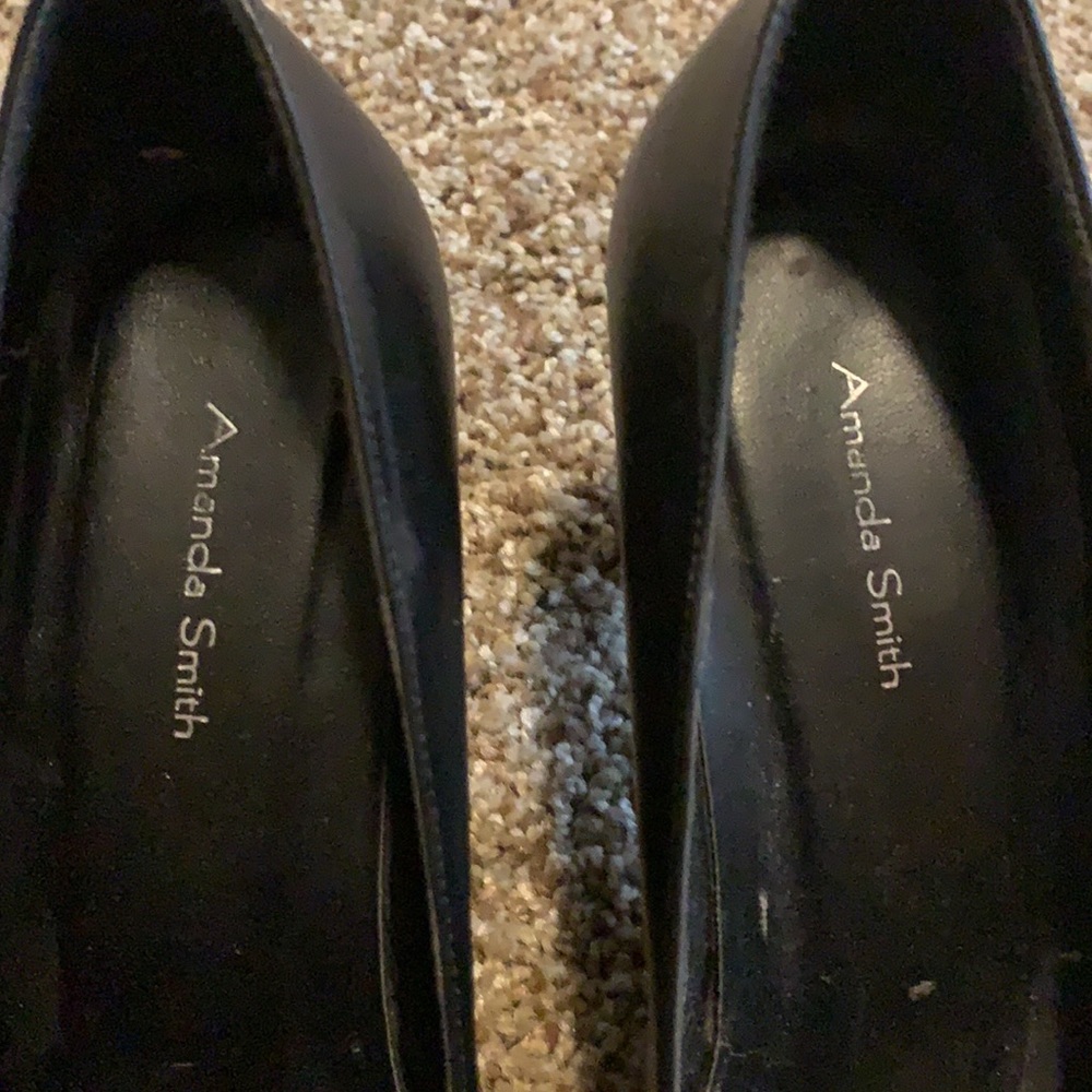 Amanda Smith Shoes - Picture 2 of 7